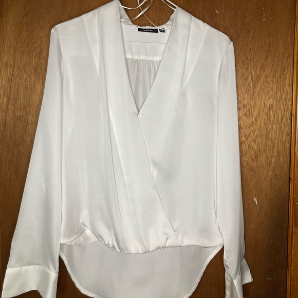 Apt. 9 Tops - Apt•9 Blouse